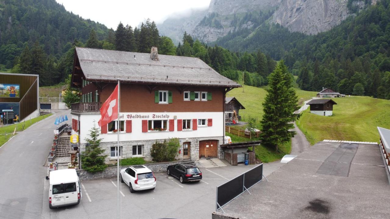 Gasthaus Waldhaus Hotell Melchtal Eksteriør bilde